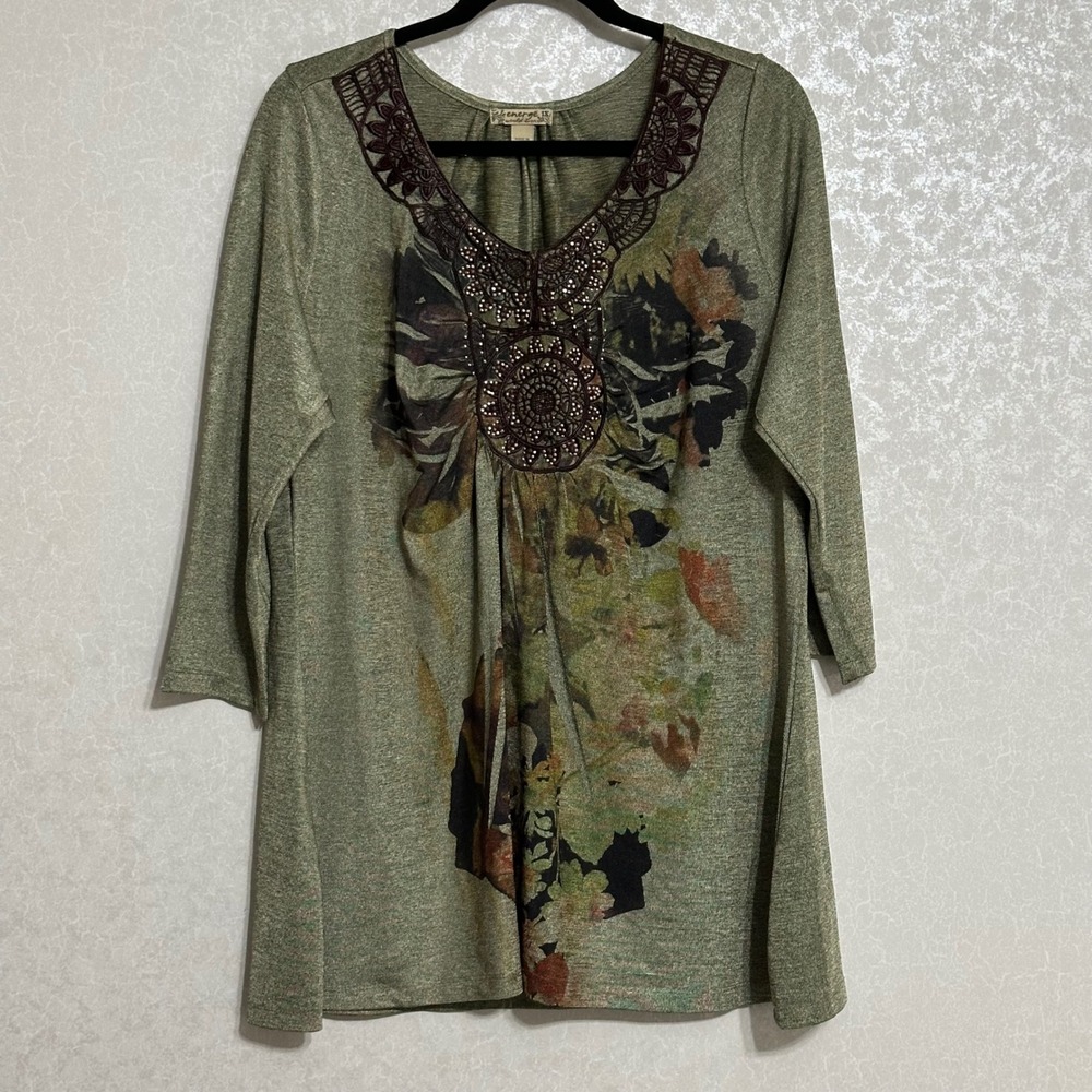 Energe World Wear Embellished Neckline Floral Tunic 3/4 Sleeve Top Green Sz 1X